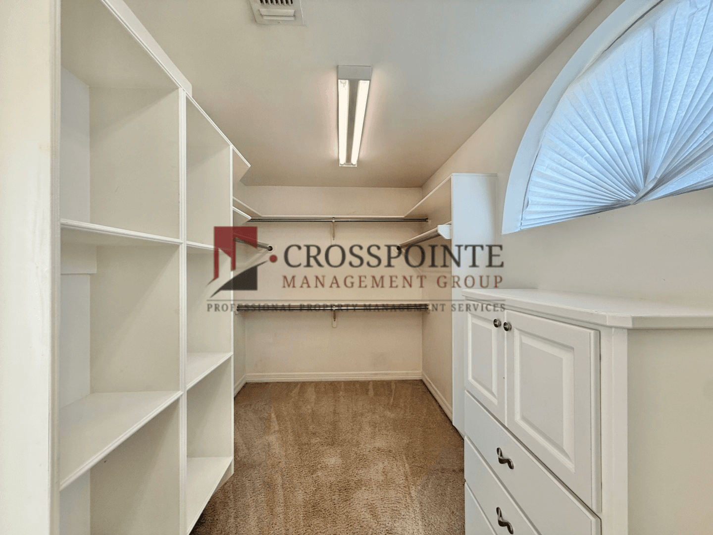 Tyler House: 1202 Riverbend Drive