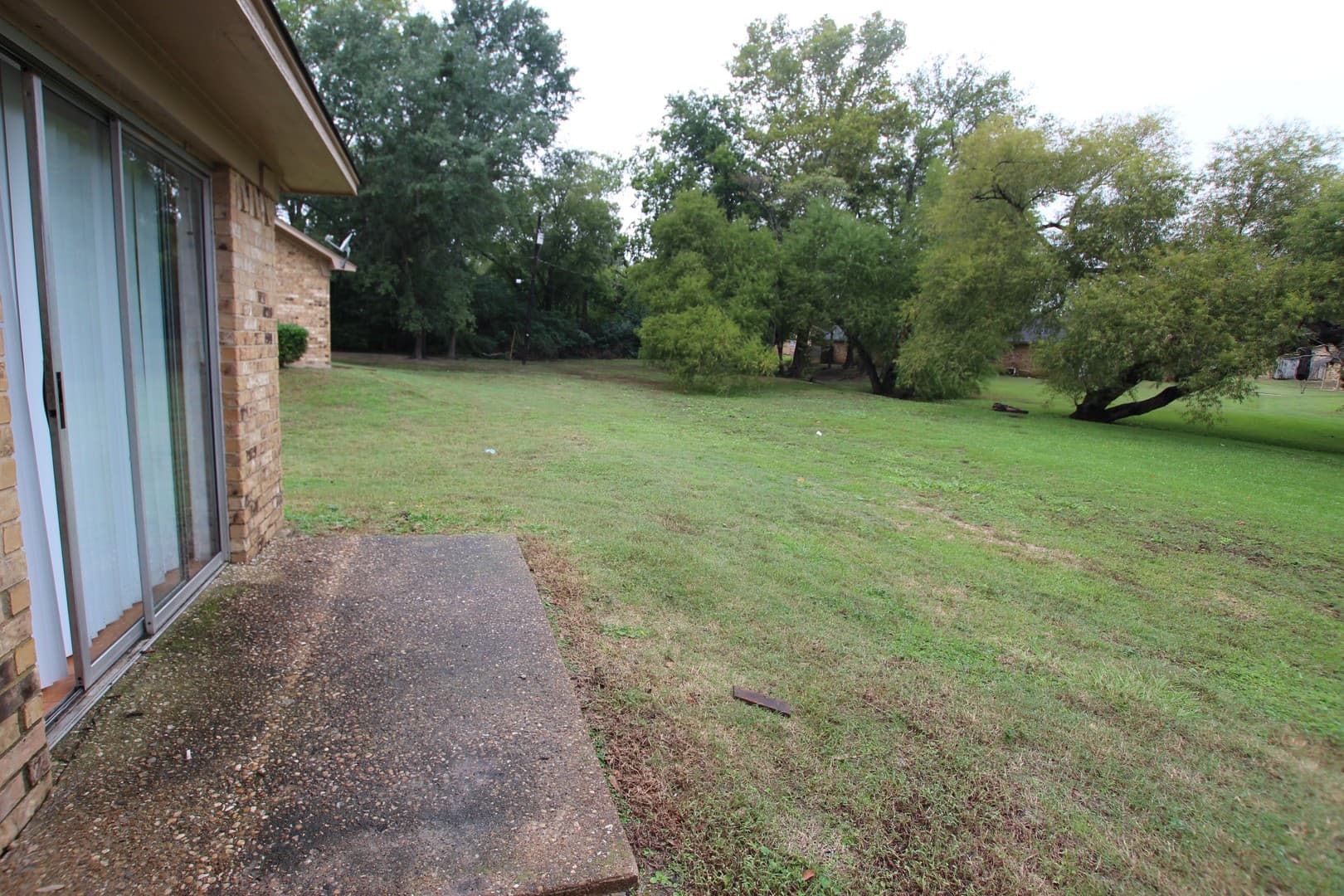 Lindale Apartment: 303 Cooper St. and 300 Hilltop St.