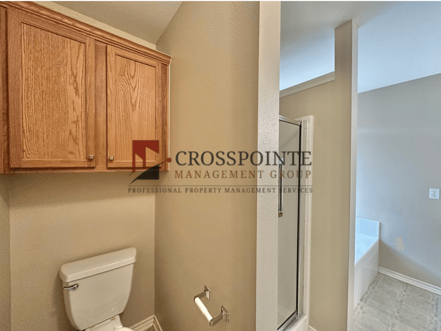 Lindale House: 393 Molly Ln
