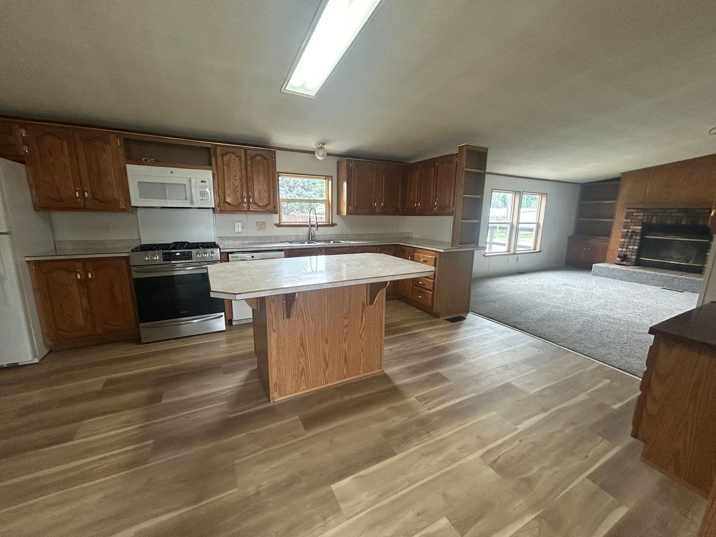 Council Bluffs House: 3501 Scott Dr.