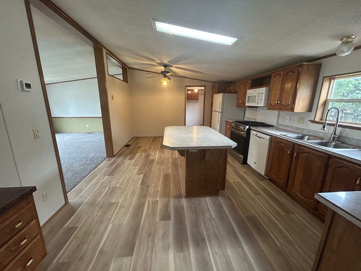 Council Bluffs House: 3501 Scott Dr.