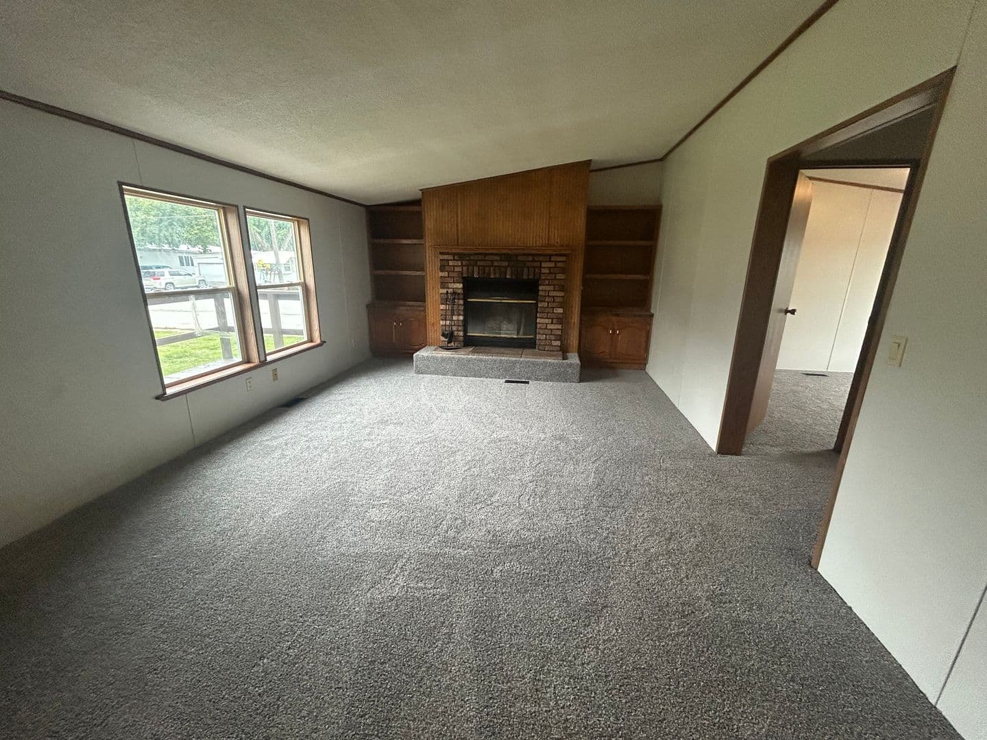 Council Bluffs House: 3501 Scott Dr.