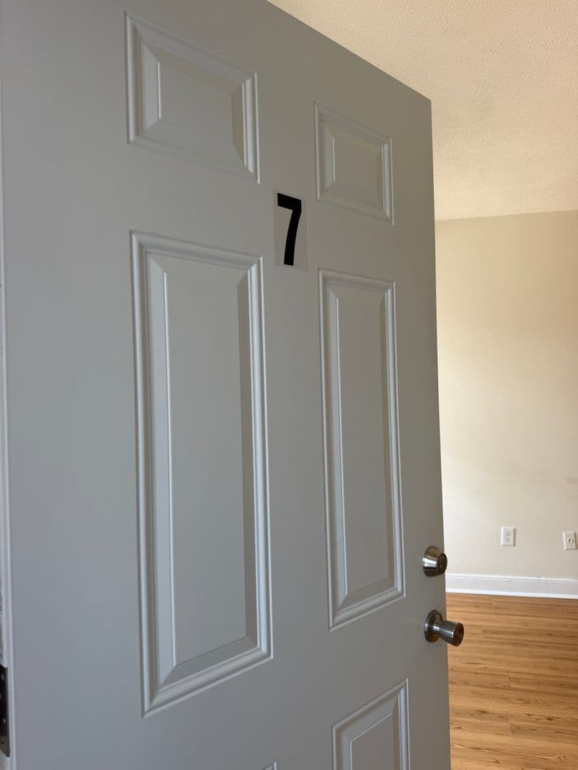 COLLEGE PARK Apartment: 7405 COLUMBIA AVENUE