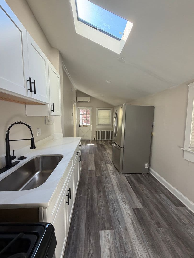 TAKOMA PARK Apartment: 7908 FLOWER AVENUE