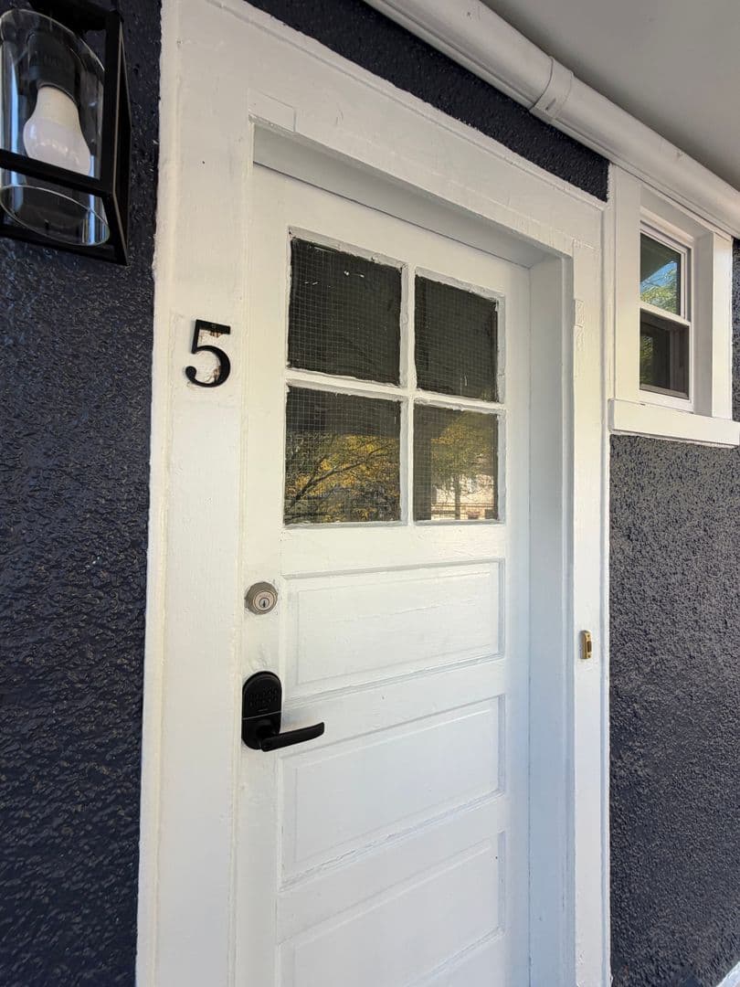 TAKOMA PARK Apartment: 7908 FLOWER AVENUE