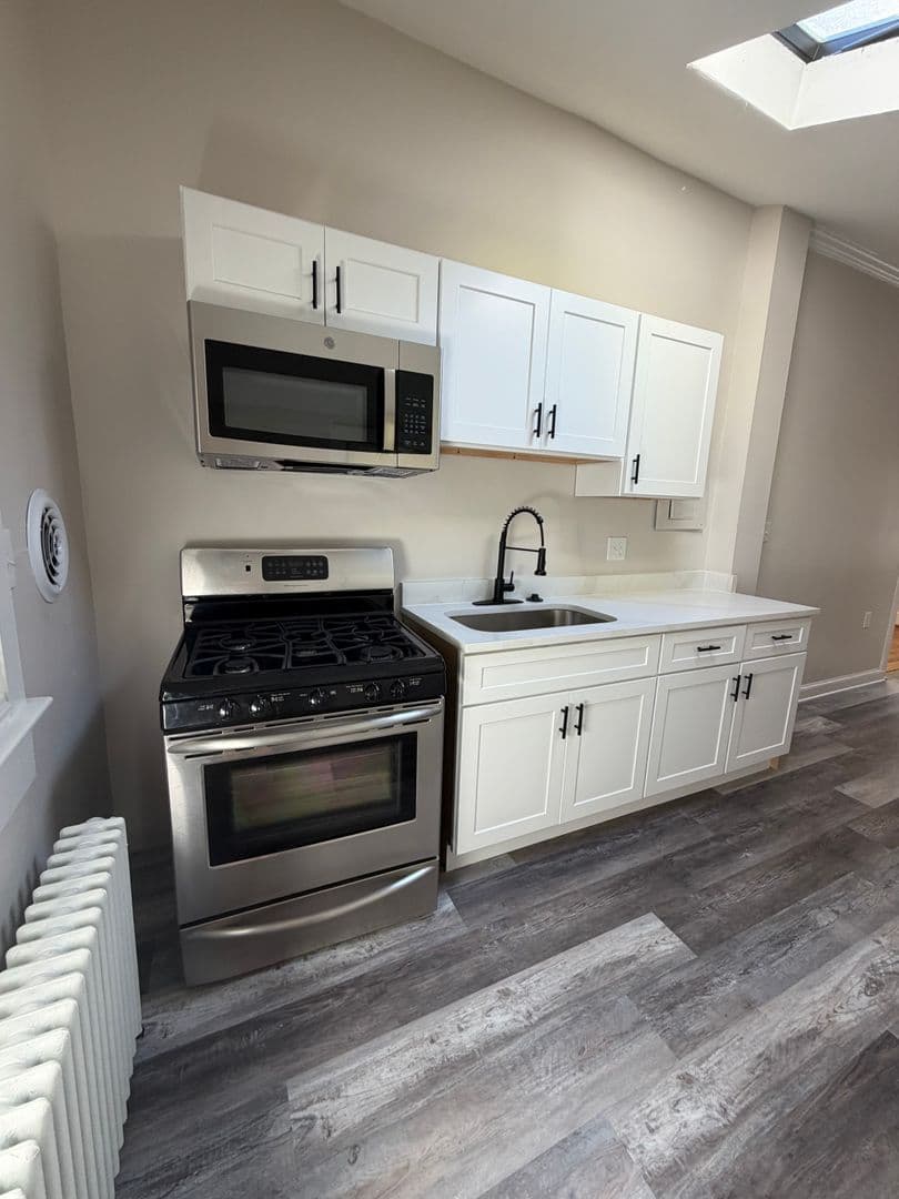 TAKOMA PARK Apartment: 7908 FLOWER AVENUE