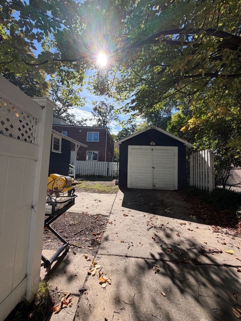 TAKOMA PARK Apartment: 7908 FLOWER AVENUE