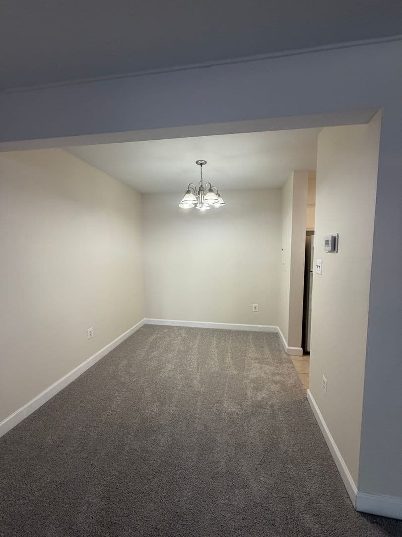 SILVER SPRING House: 4118 PEPPERTREE LANE