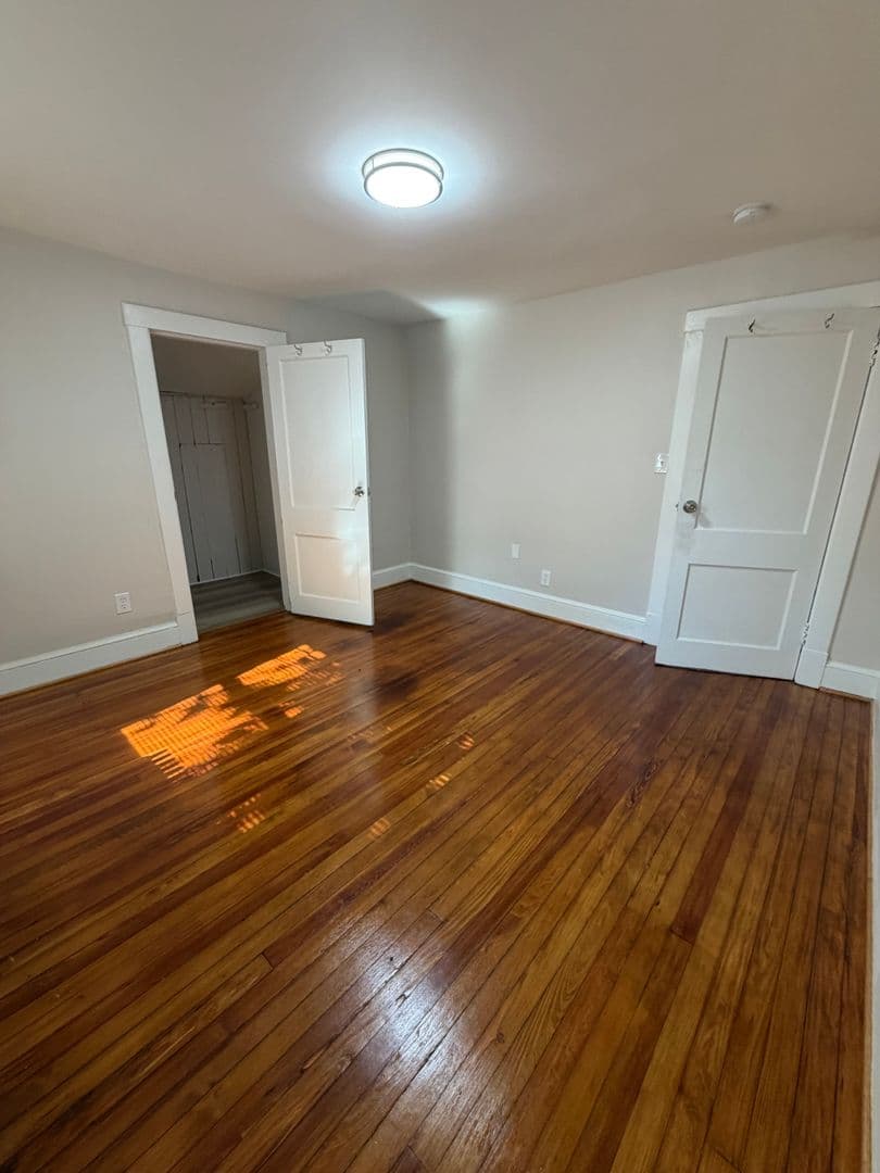 TAKOMA PARK Apartment: 7908 FLOWER AVENUE
