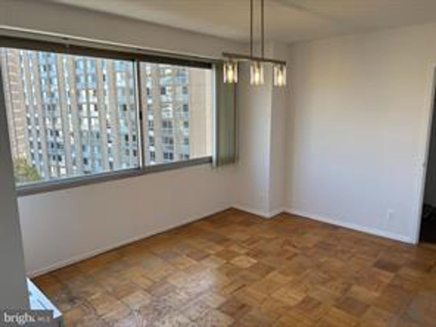 CHEVY CHASE House: 5500 FRIENDSHIP BLVD #1708N