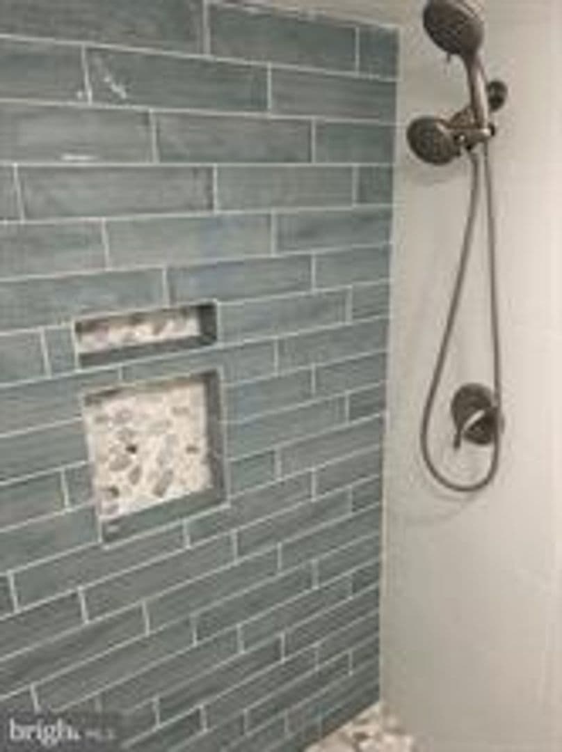 CHEVY CHASE House: 5500 FRIENDSHIP BLVD #1708N