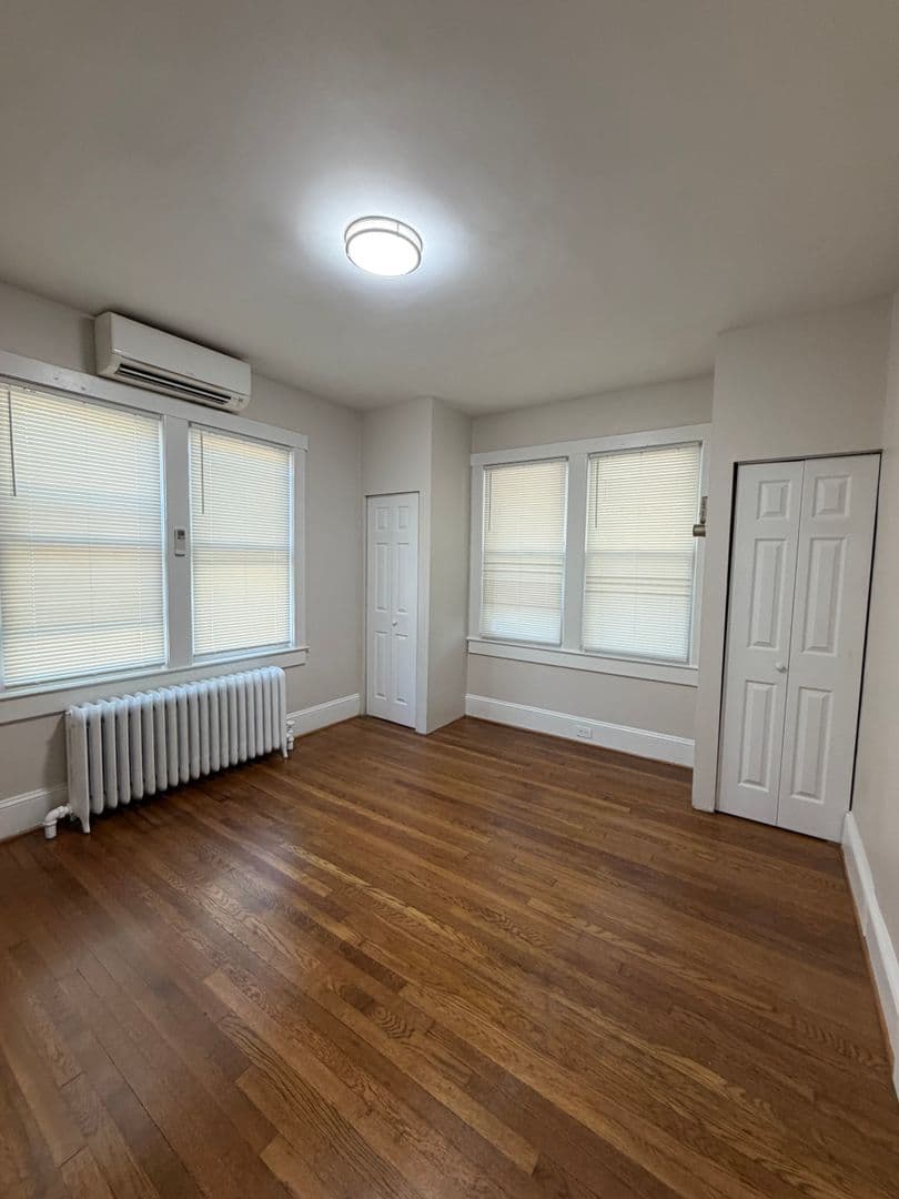 TAKOMA PARK Apartment: 7908 FLOWER AVENUE