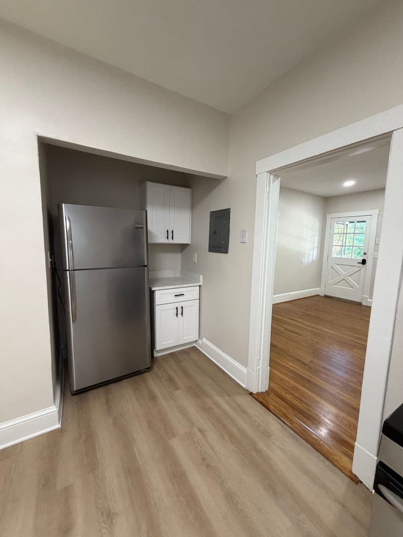 TAKOMA PARK Apartment: 7908 FLOWER AVENUE