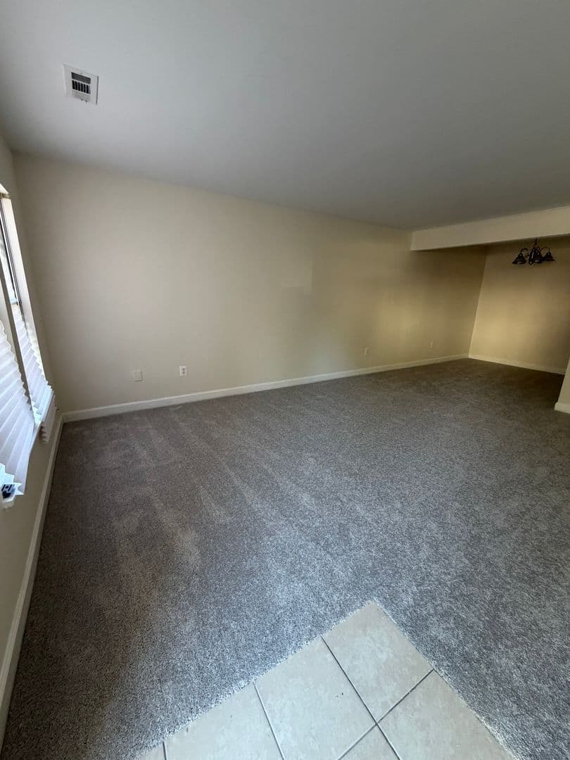 SILVER SPRING House: 4118 PEPPERTREE LANE