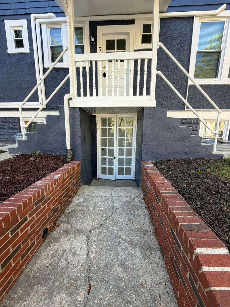 TAKOMA PARK Apartment: 7908 FLOWER AVENUE