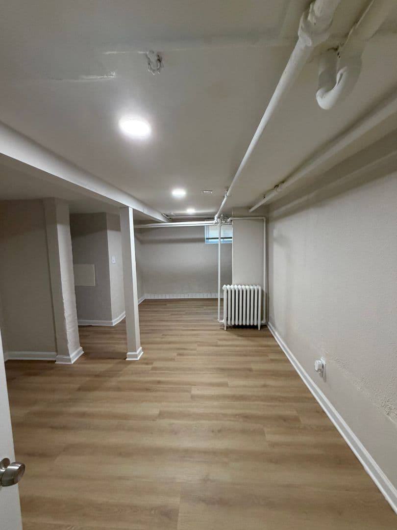 TAKOMA PARK Apartment: 7908 FLOWER AVENUE