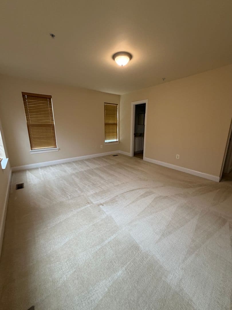GAITHERSBURG House: 908 ORCHARD RIDGE DRIVE #100