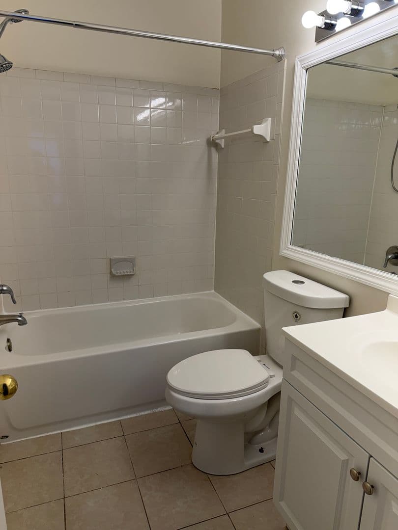 SILVER SPRING House: 4118 PEPPERTREE LANE