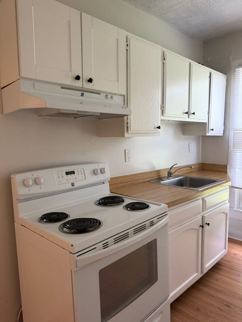 COLLEGE PARK Apartment: 7405 COLUMBIA AVENUE