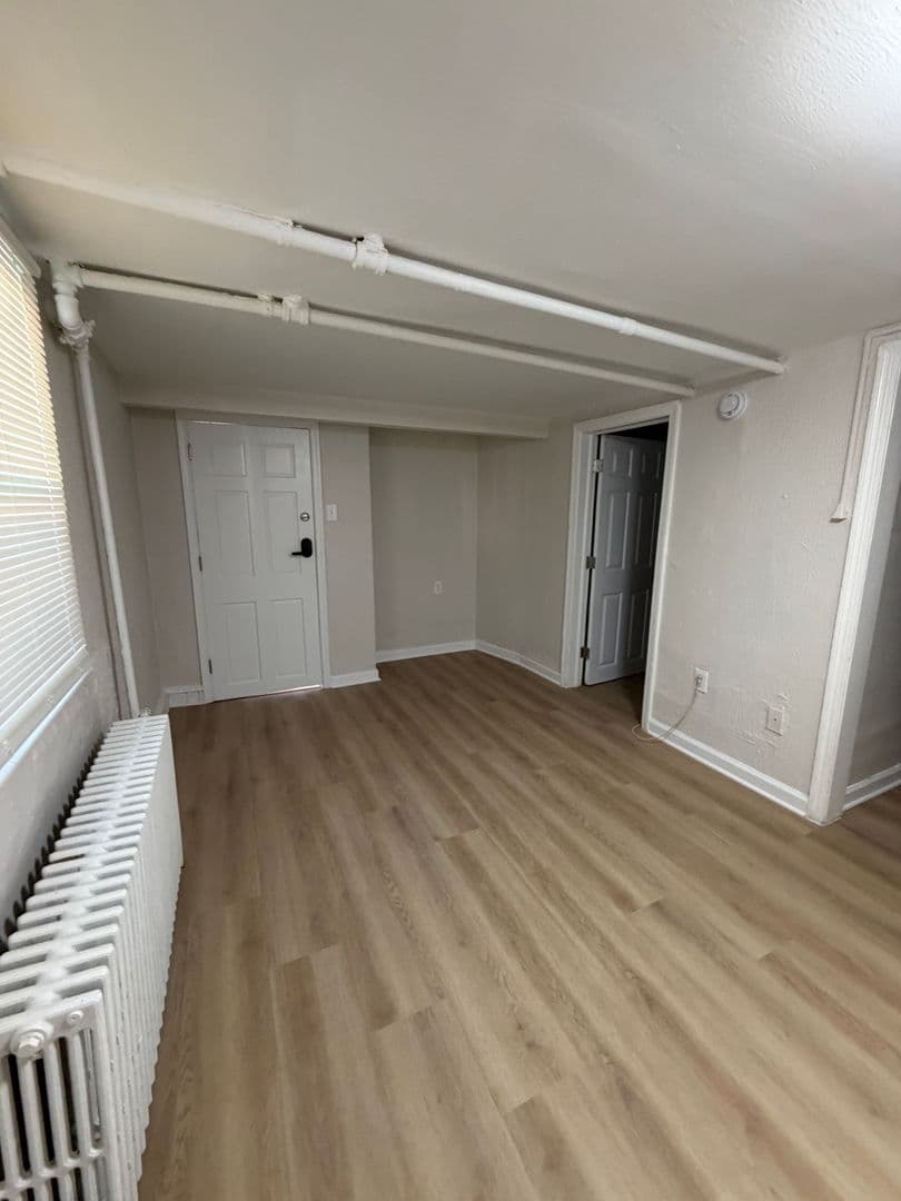 TAKOMA PARK Apartment: 7908 FLOWER AVENUE