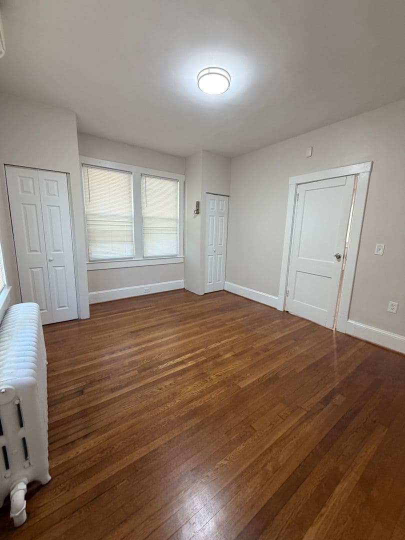 TAKOMA PARK Apartment: 7908 FLOWER AVENUE