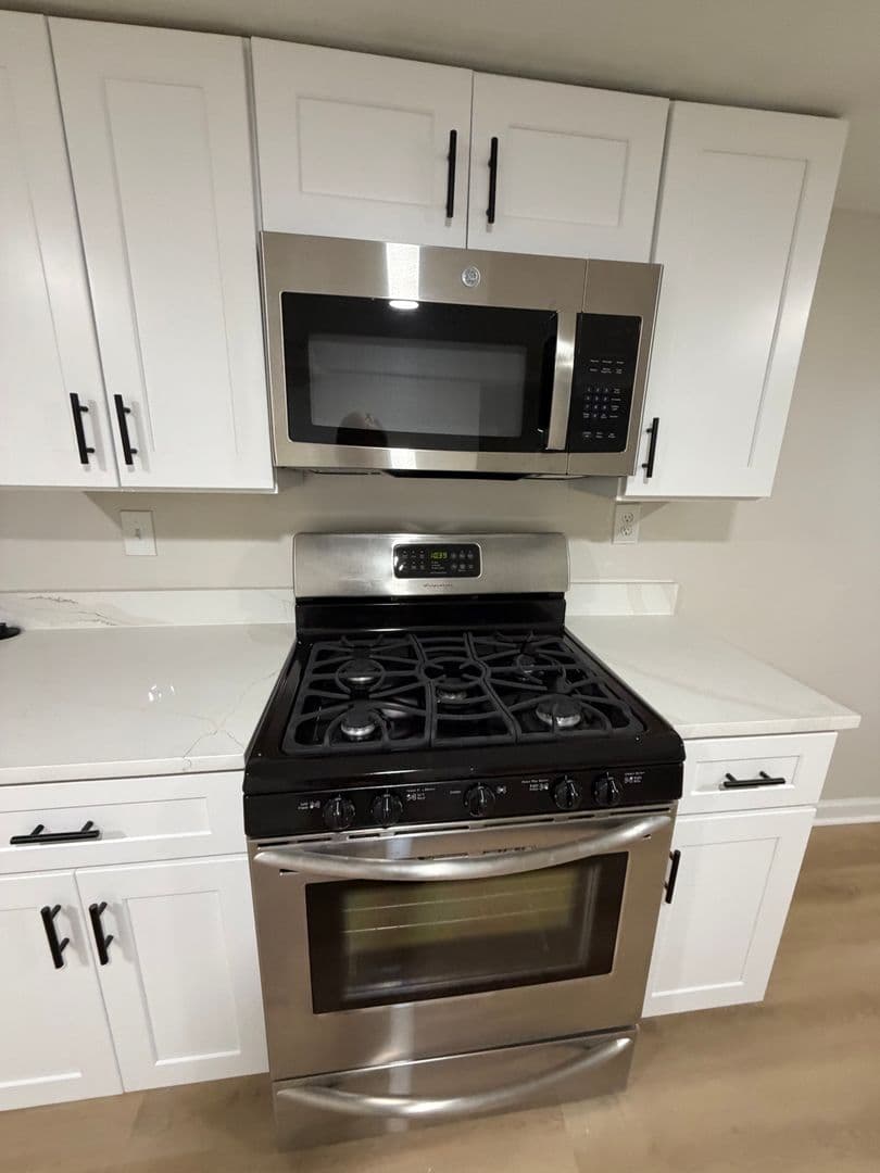 TAKOMA PARK Apartment: 7908 FLOWER AVENUE