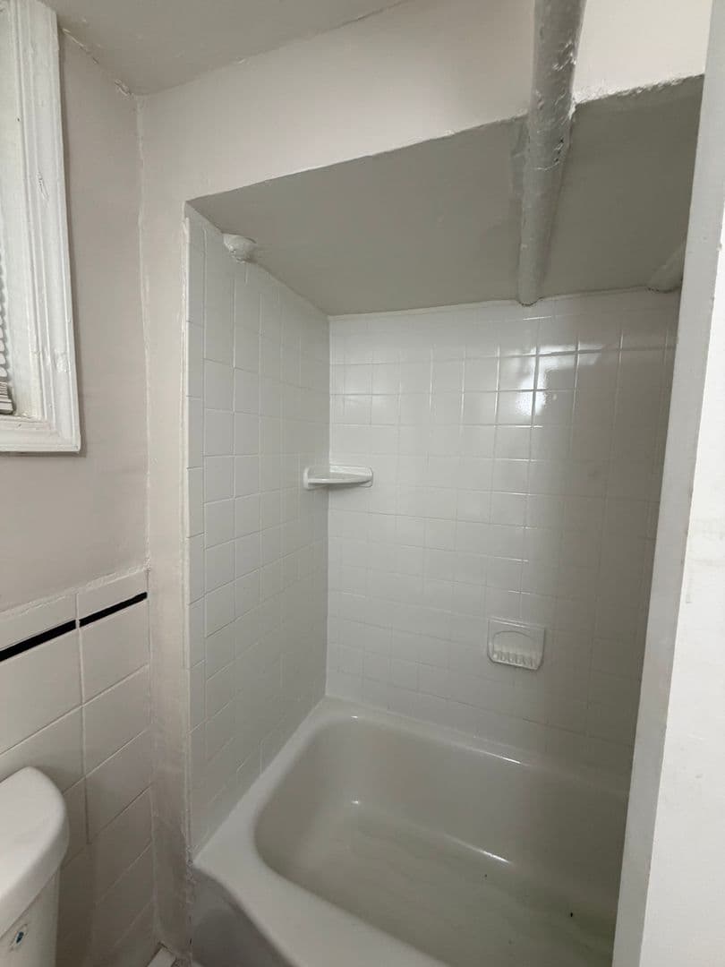 TAKOMA PARK Apartment: 7908 FLOWER AVENUE