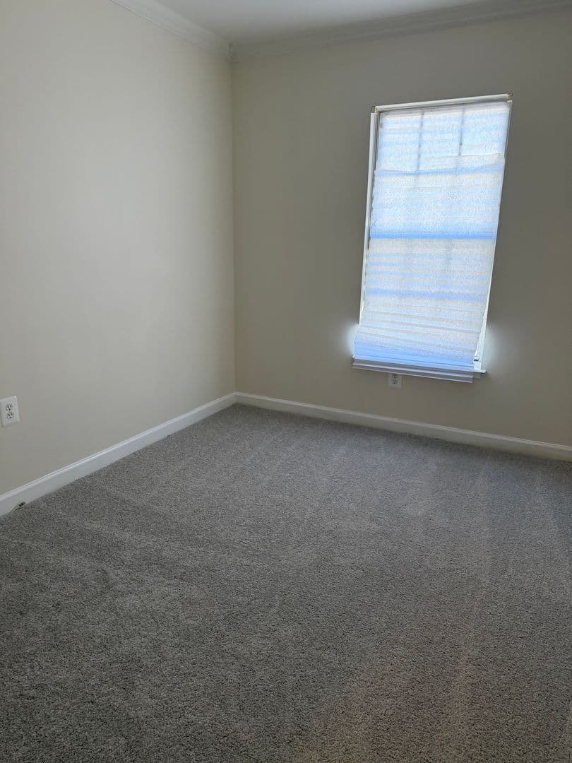 SILVER SPRING House: 4118 PEPPERTREE LANE