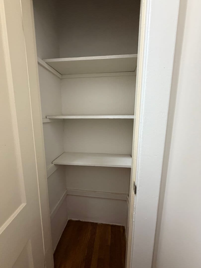 TAKOMA PARK Apartment: 7908 FLOWER AVENUE