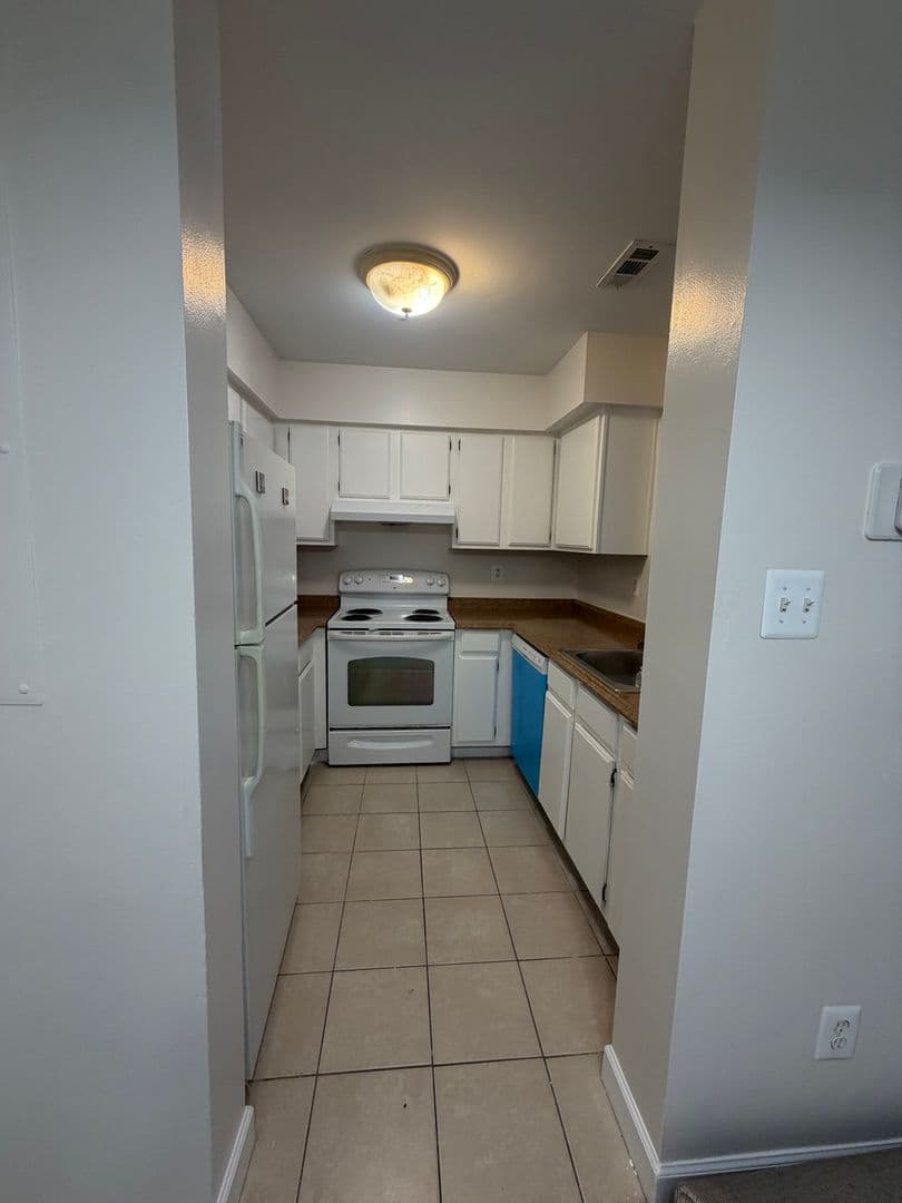 SILVER SPRING House: 4118 PEPPERTREE LANE