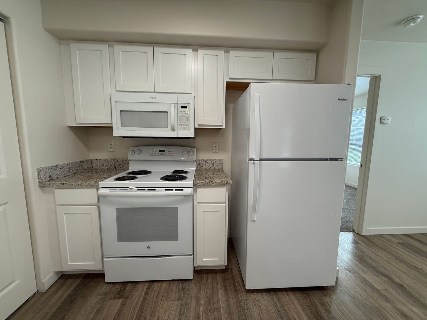Pasco Apartment: 6405 Chapel Hill Blvd