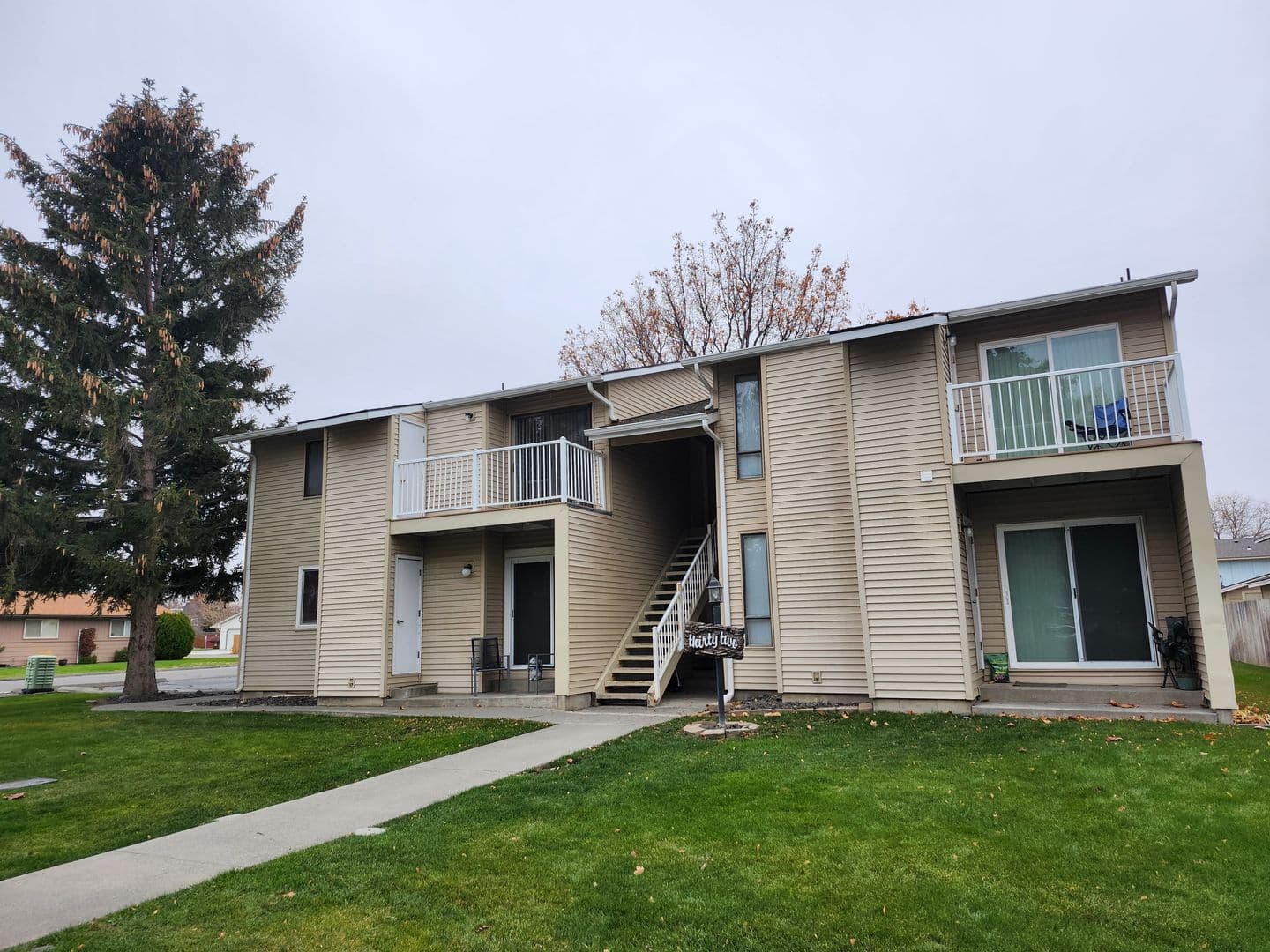 Kennewick Apartment: 32 S. Quay St.  - 4