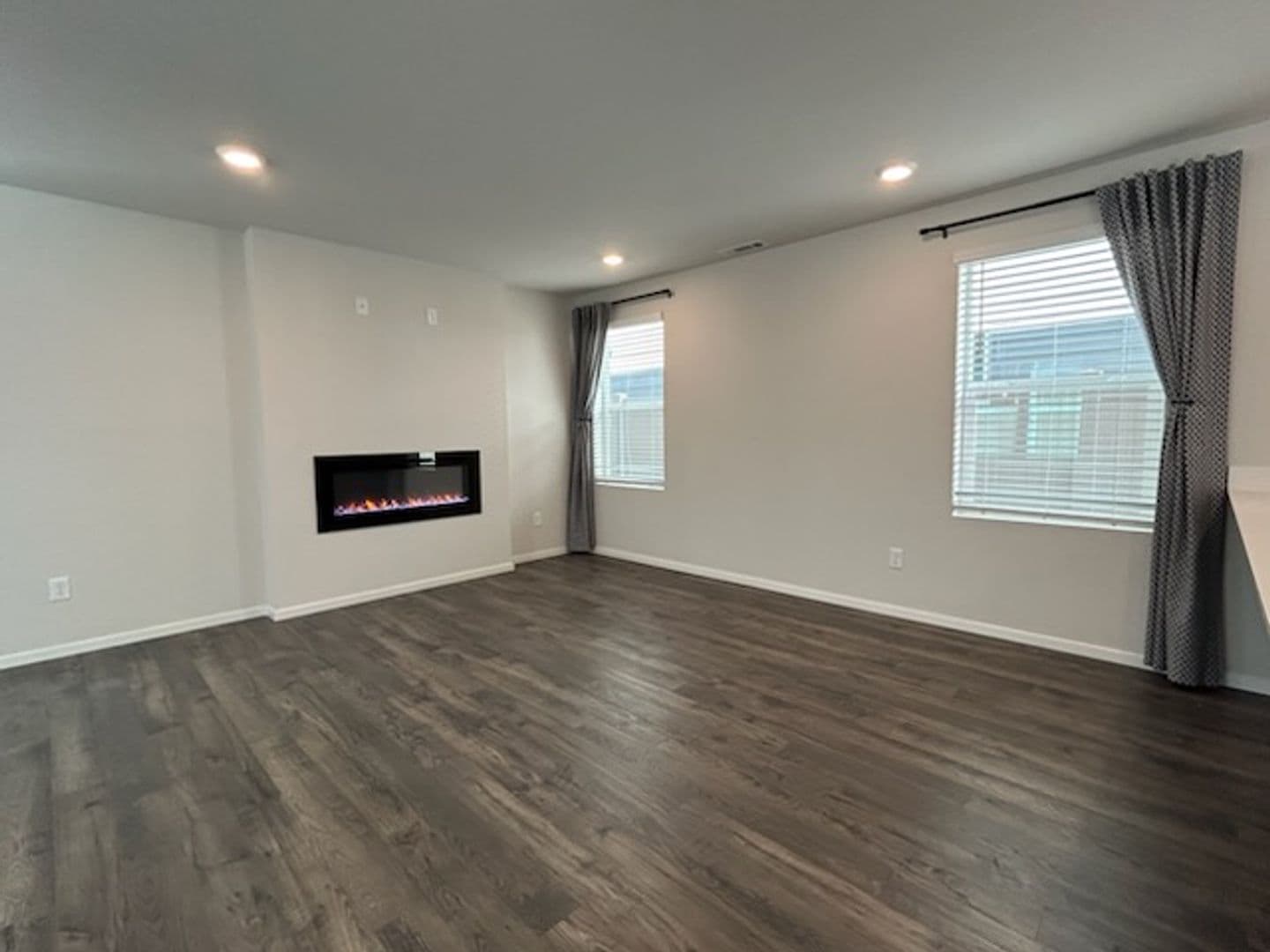 Kennewick House: 883 S Zeelar St