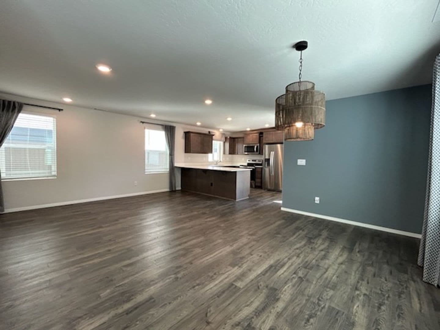 Kennewick House: 883 S Zeelar St