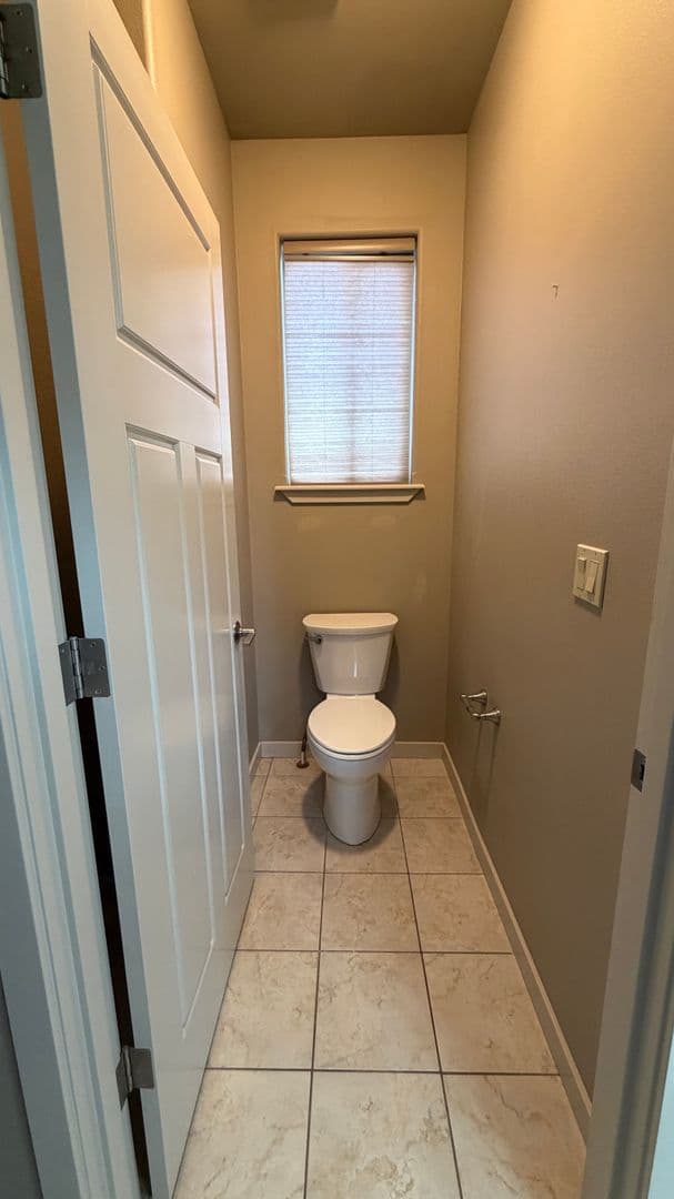 Kennewick House: 3909 West 48th Ave