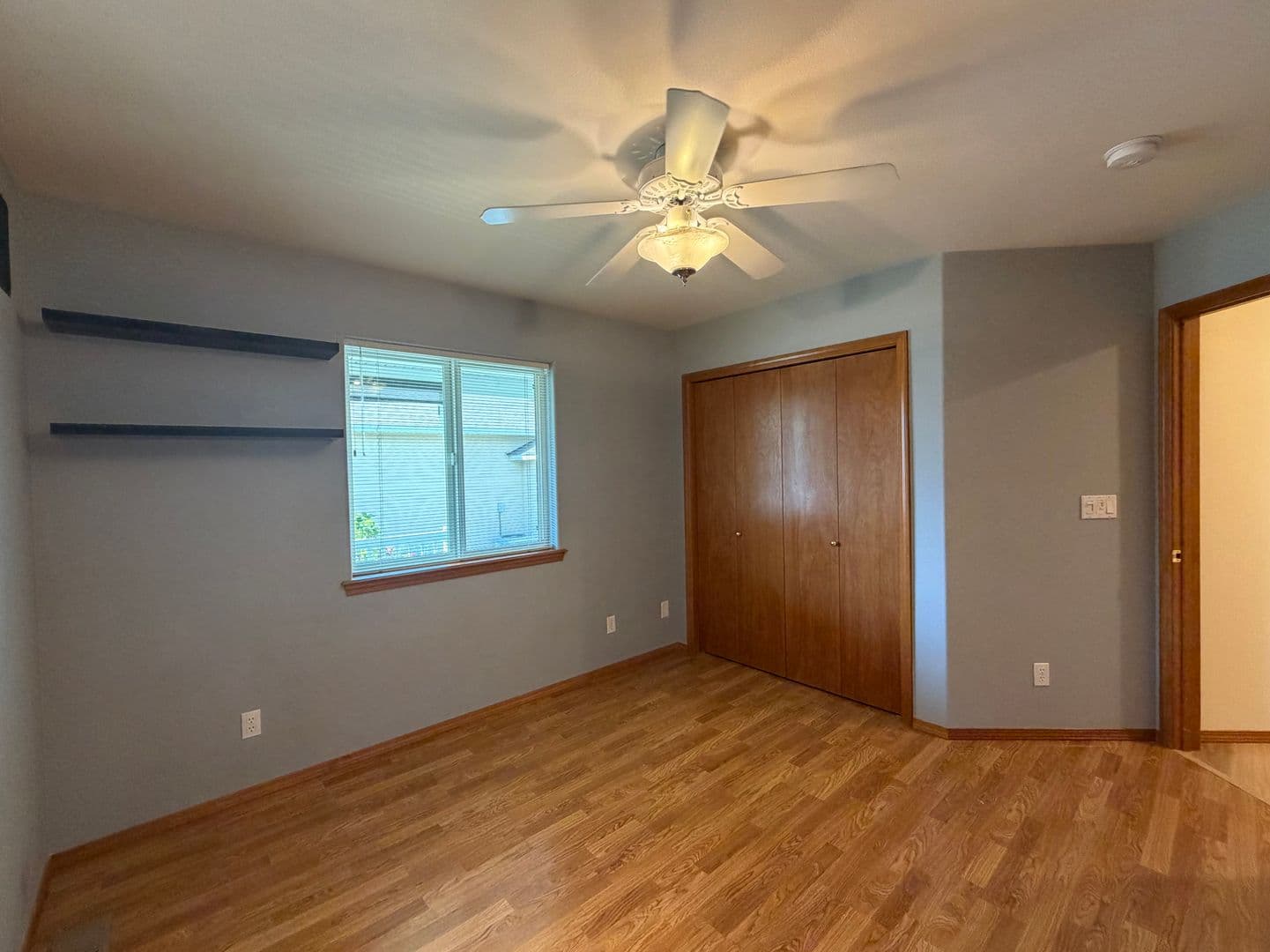 Pasco House: 106 Prestwick Ln