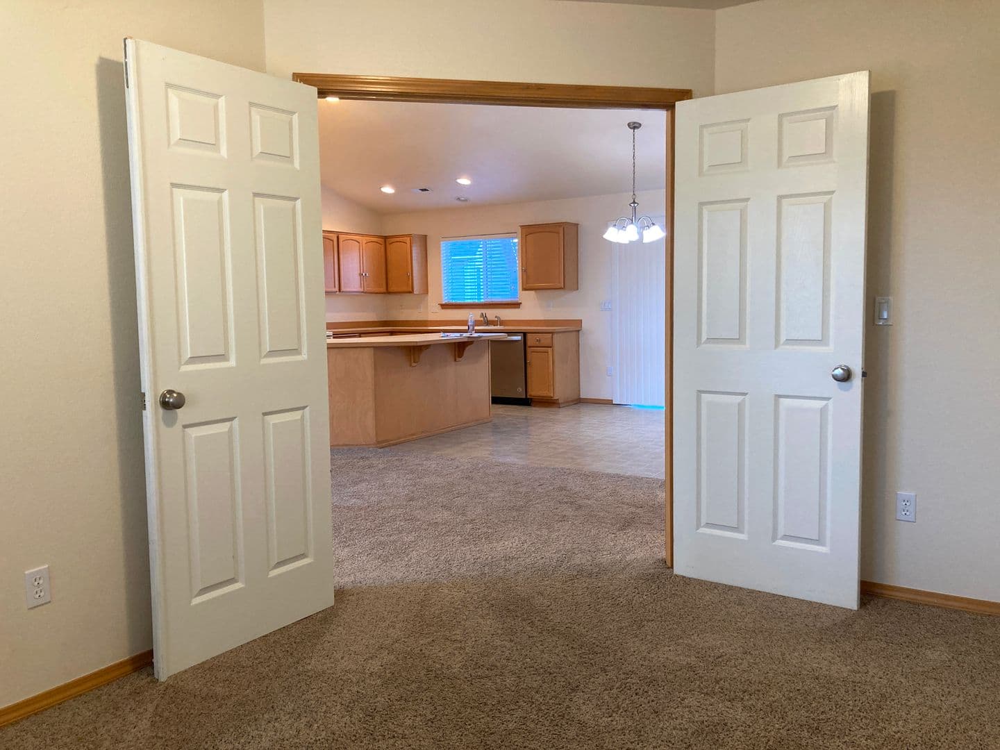Pasco House: 142 Berkshire Lane
