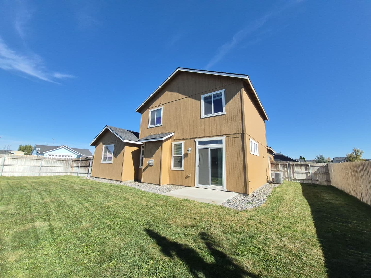 Pasco House: 6308 Ochoco Ln
