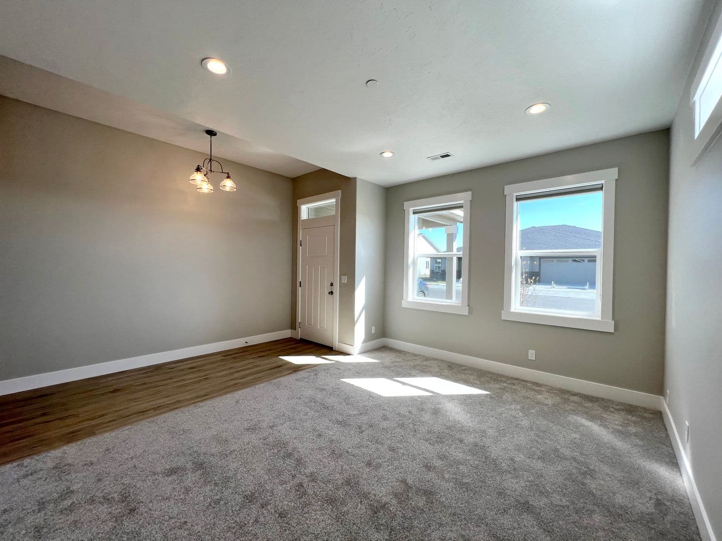 Richland House: 2609 Sunray Ave.