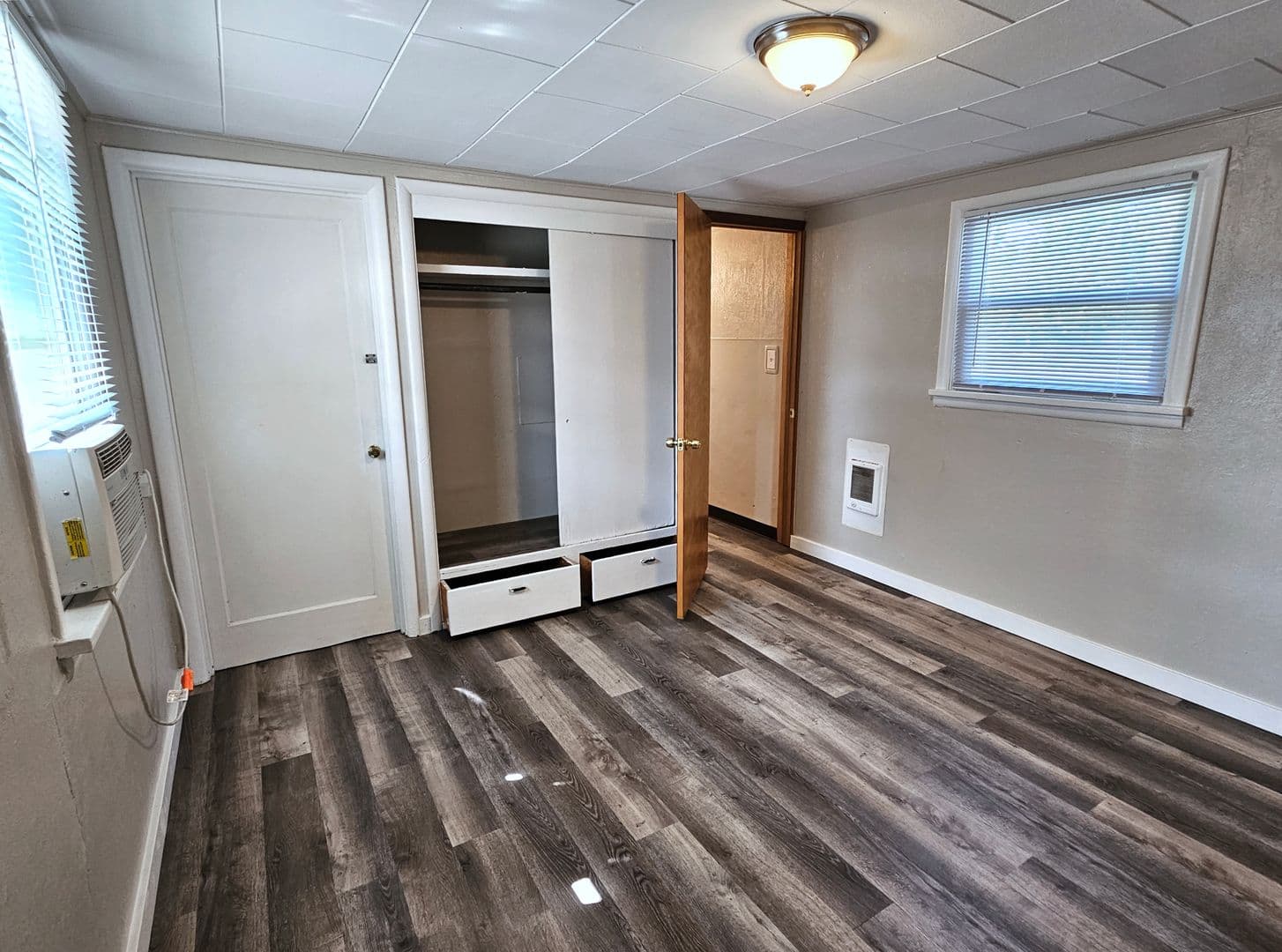 Kennewick Apartment: 202/204 E. 19th Ave.