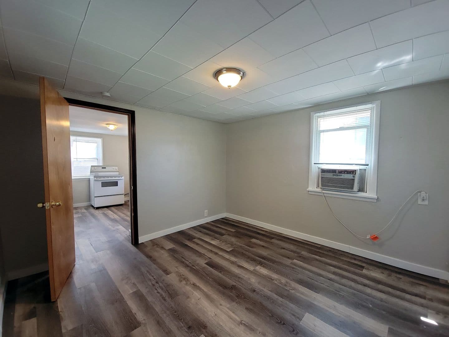 Kennewick Apartment: 202/204 E. 19th Ave.