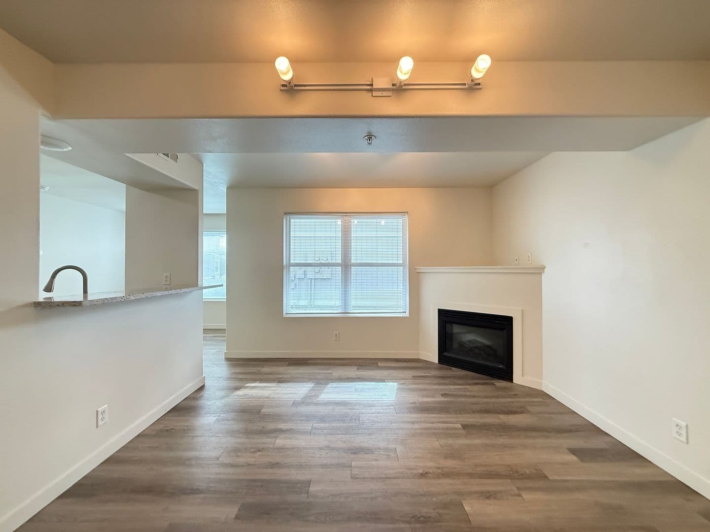 Pasco Apartment: 6405 Chapel Hill Blvd