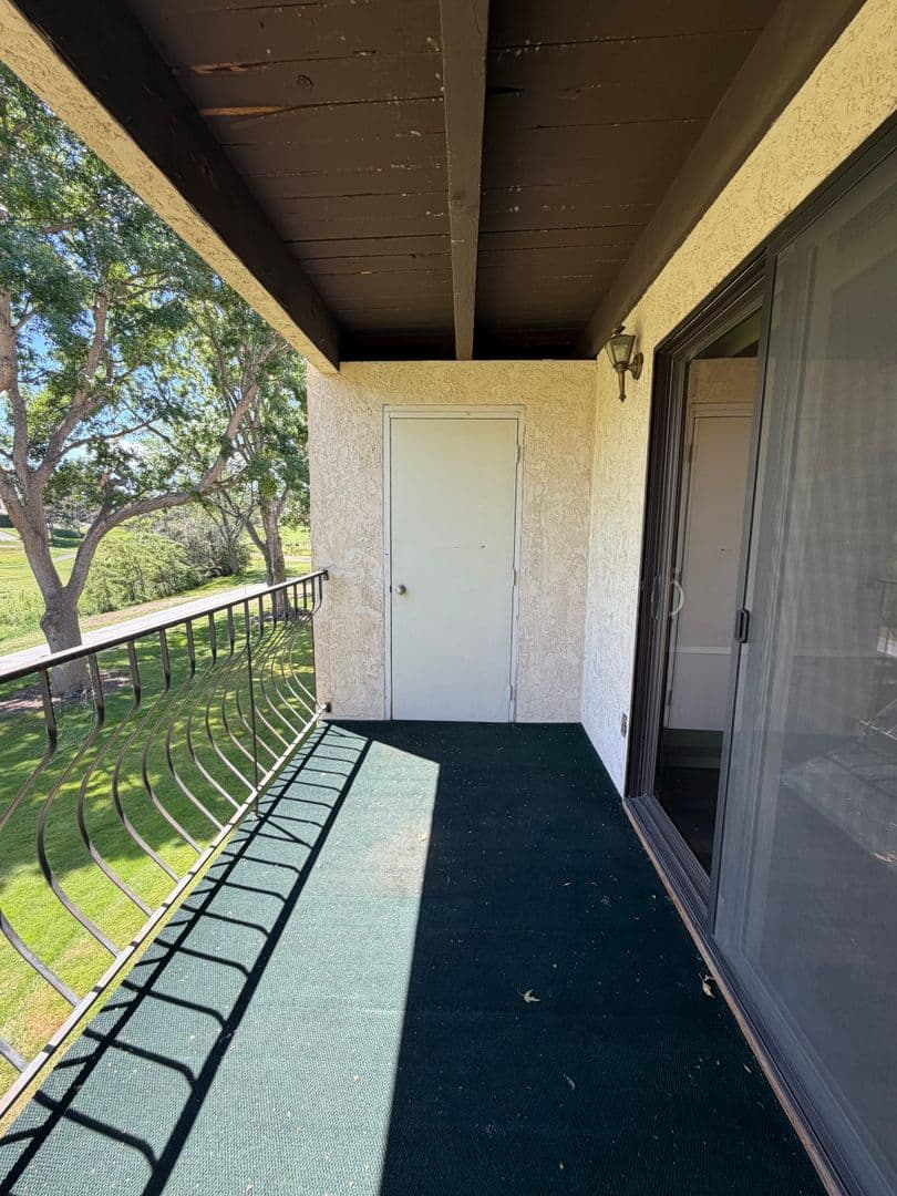 Richland Condo: 303 Gage Blvd.