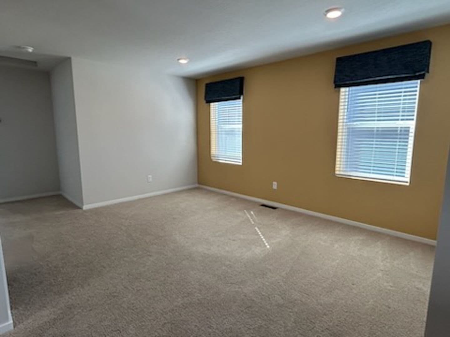 Kennewick House: 883 S Zeelar St