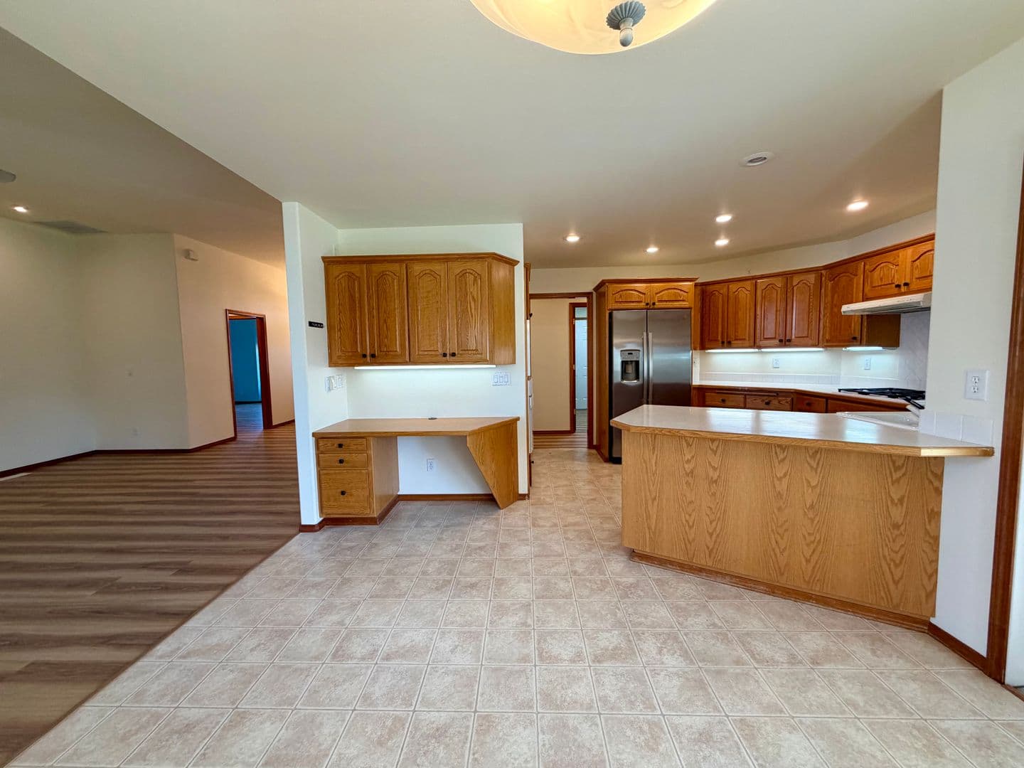 Pasco House: 106 Prestwick Ln