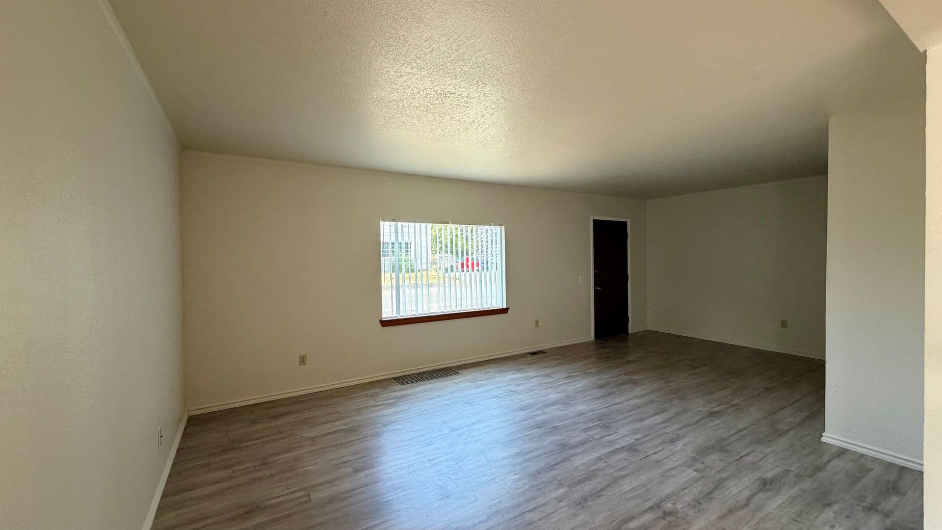 Richland Multiplex: 1211 Torbett St