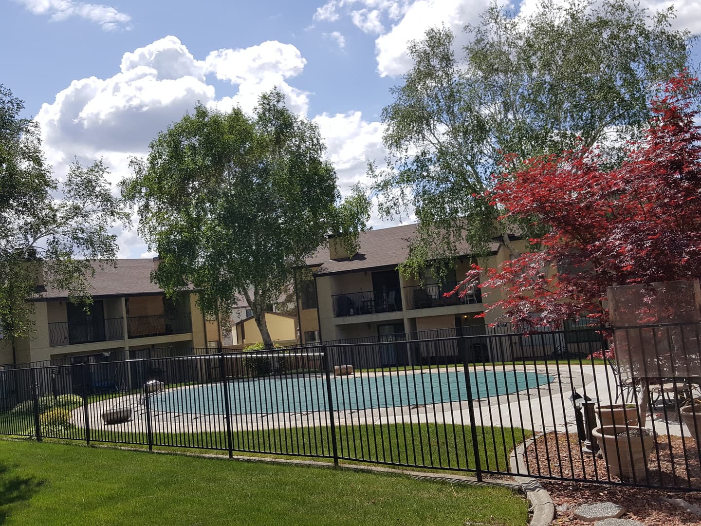 Richland Condo: 303 Gage Blvd.