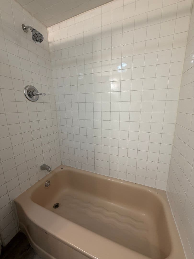 Pasco Apartment: 928 Ruby St