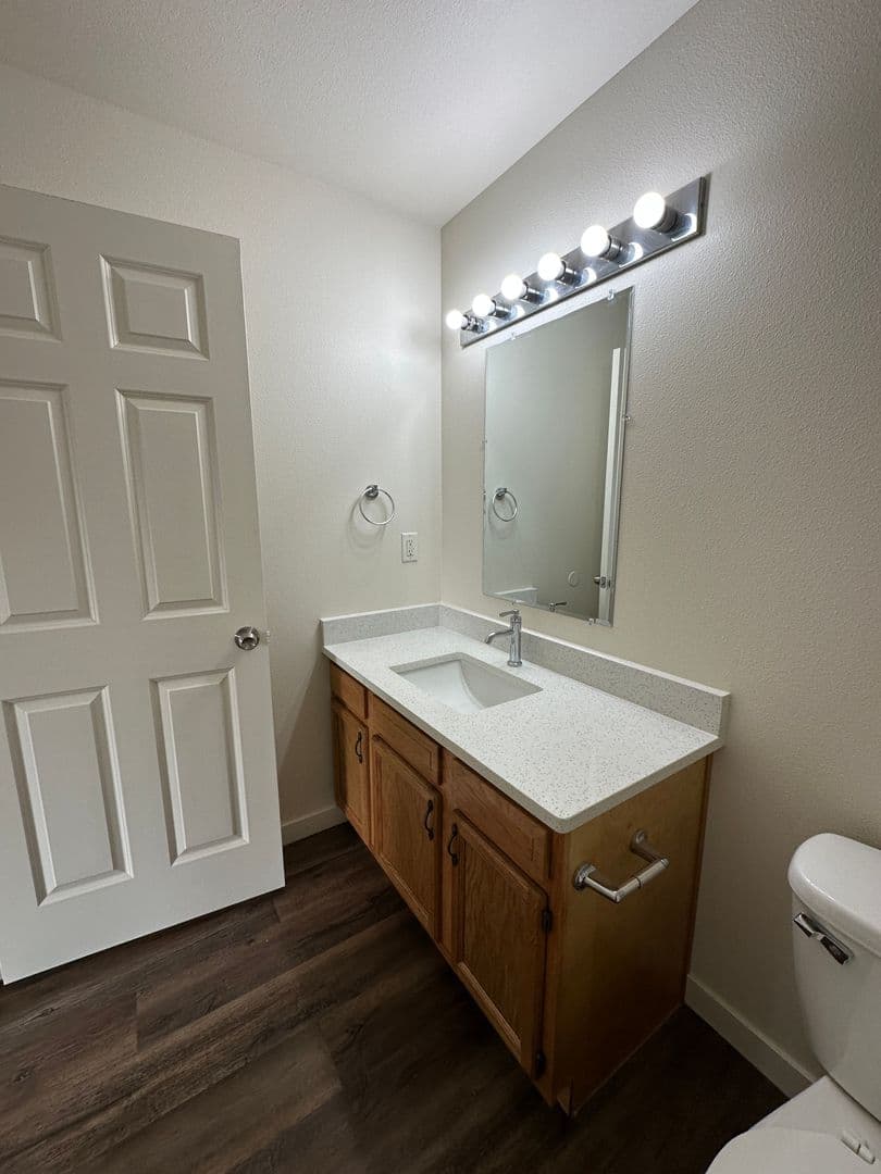 Pasco Apartment: 6405 Chapel Hill Blvd