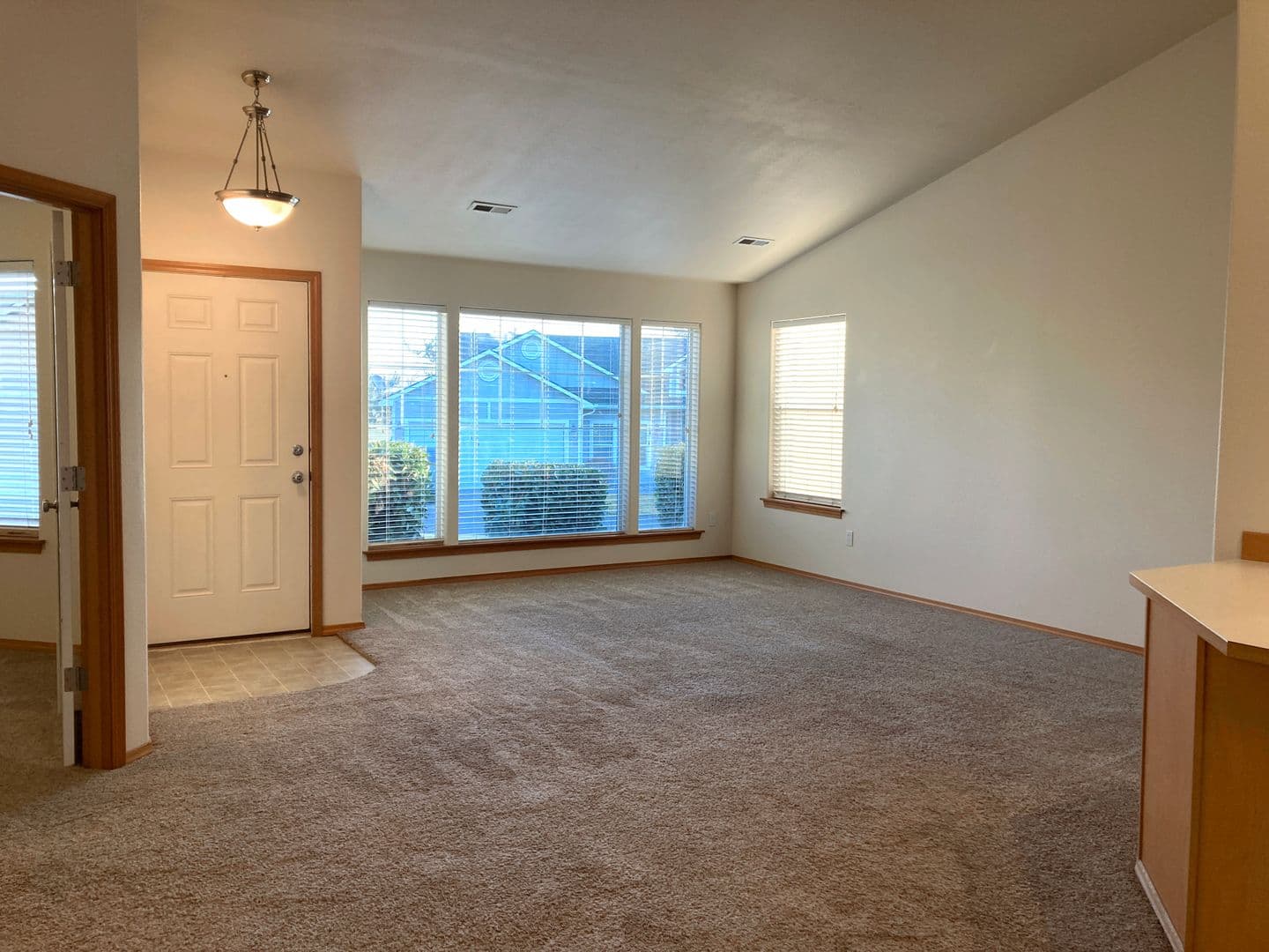 Pasco House: 142 Berkshire Lane